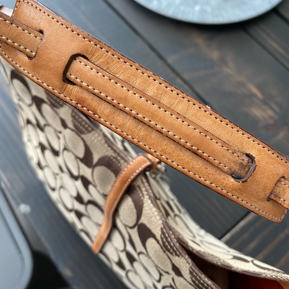 Coach handbag - Picture 2 of 8